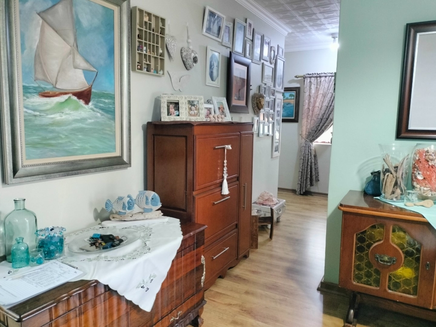 3 Bedroom Property for Sale in Deoville Park Western Cape